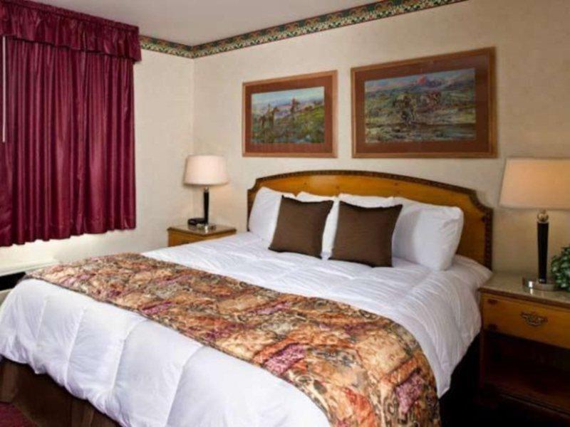 Gray Wolf Inn & Suites West Yellowstone Exterior foto